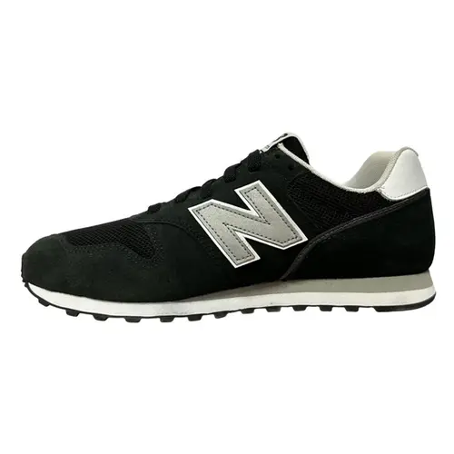 TÊNIS 373 V2 NEW BALANCE PRETO/PRATA