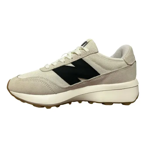 TÊNIS 370V1 NEW BALANCE BEGE/PRETO