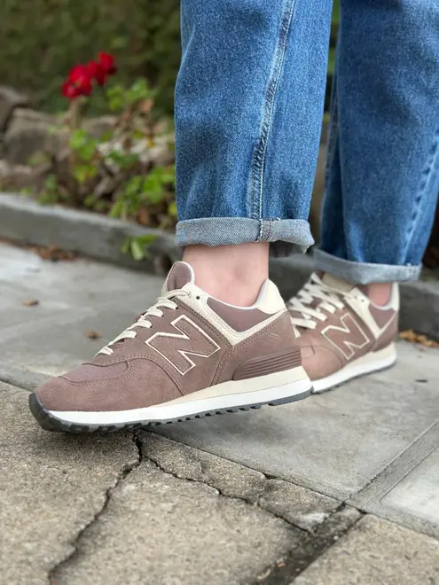 TÊNIS WL574 NEW BALANCE 574V2 MARROM
