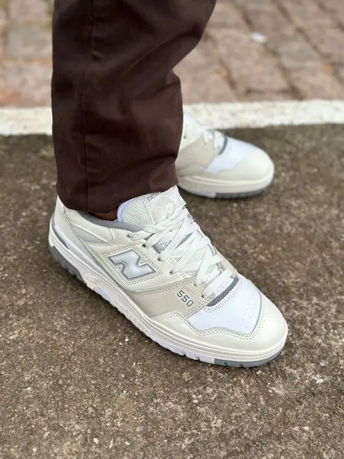 TÊNIS 1325014 NEW BALANCE 550 BRANCO/BEGE