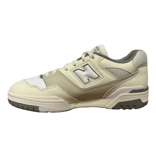 TÊNIS 1325014 NEW BALANCE 550 BRANCO/BEGE